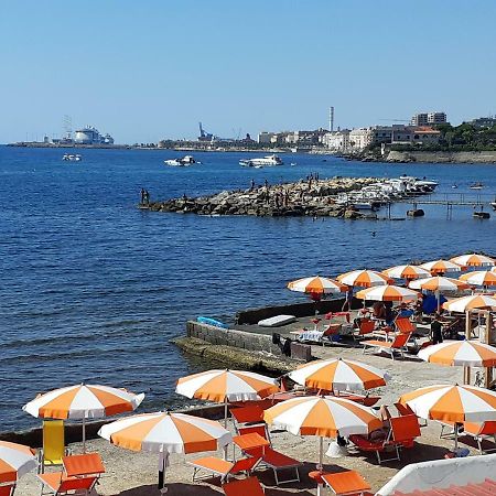 Guest House Al Mare Чивитавекия Екстериор снимка