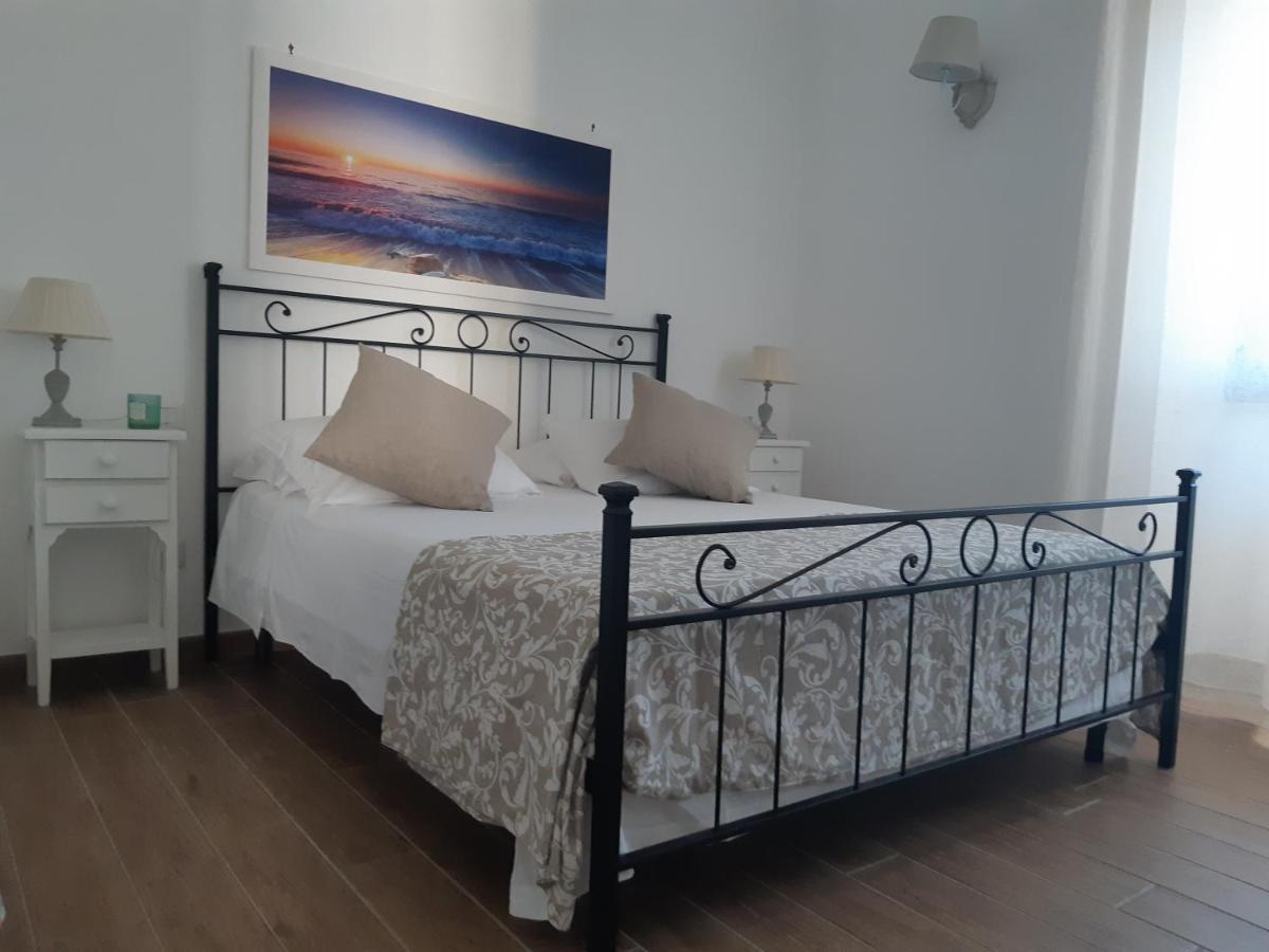 Guest House Al Mare Чивитавекия Екстериор снимка