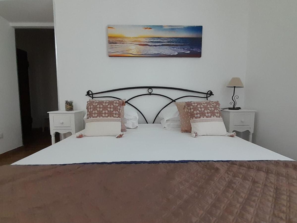 Guest House Al Mare Чивитавекия Екстериор снимка