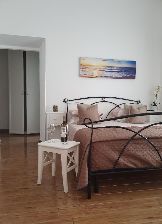 Guest House Al Mare Чивитавекия Екстериор снимка