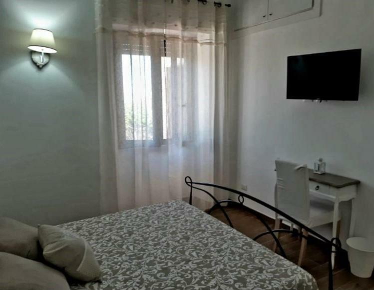 Guest House Al Mare Чивитавекия Екстериор снимка